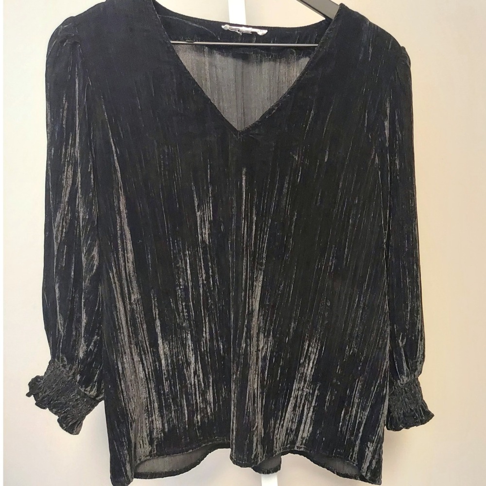 Michelle McDowell Black Crushed Velvet V-Neck Blouse M Whimsigoth Romantic